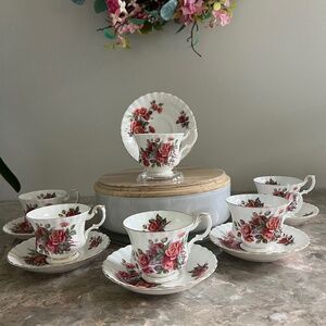 Set of 8 Royal Albert 'Centennial Rose' Cups & Saucers